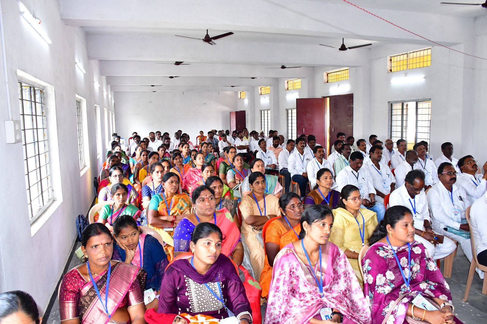 గ్రామాల అభివృద్ధి లో సర్పంచ్ ల పాత్ర కీలకం: ఎమ్మెల్యే ఉత్తమ్ పద్మావతి రెడ్డి