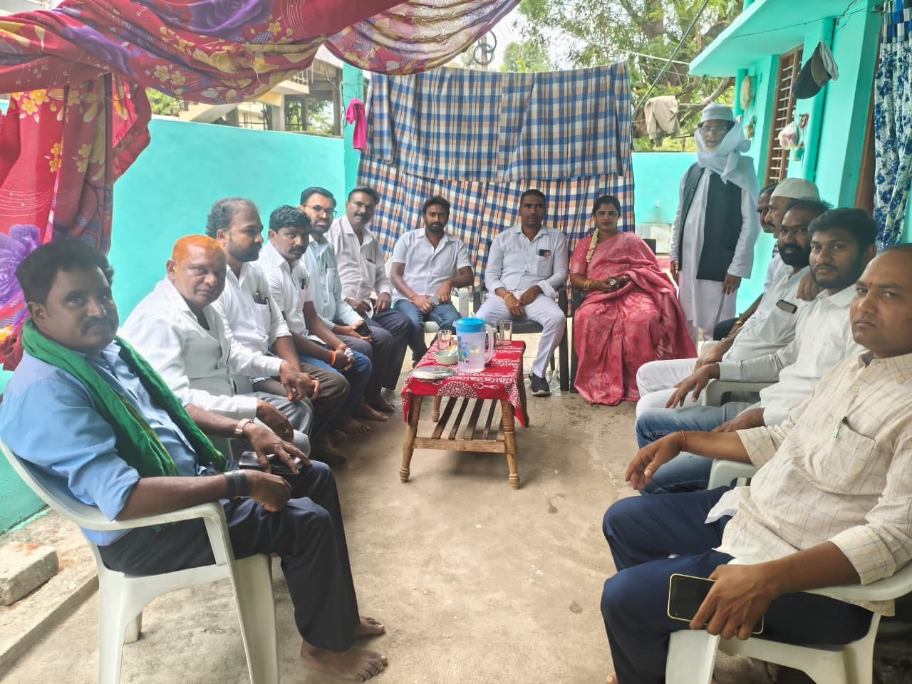 నడిగూడెం మండలంలో మిన్నంటిన ఈద్ సంబరాలు